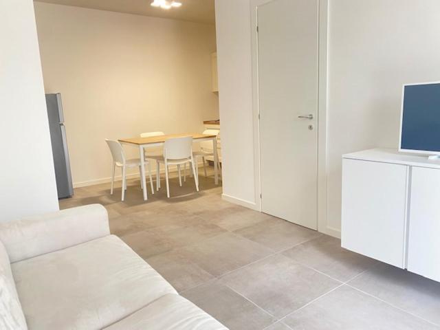 Nuovo Bilocale Super Accessoriato Con Spazio Esterno Apartment Sirolo Exterior photo