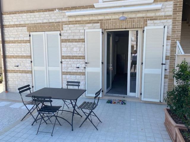 Nuovo Bilocale Super Accessoriato Con Spazio Esterno Apartment Sirolo Exterior photo